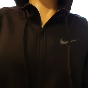 Nike Dri-Fit Hoodie w/Side Pockets
